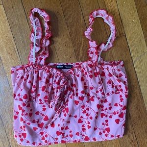 heart printed cropped top